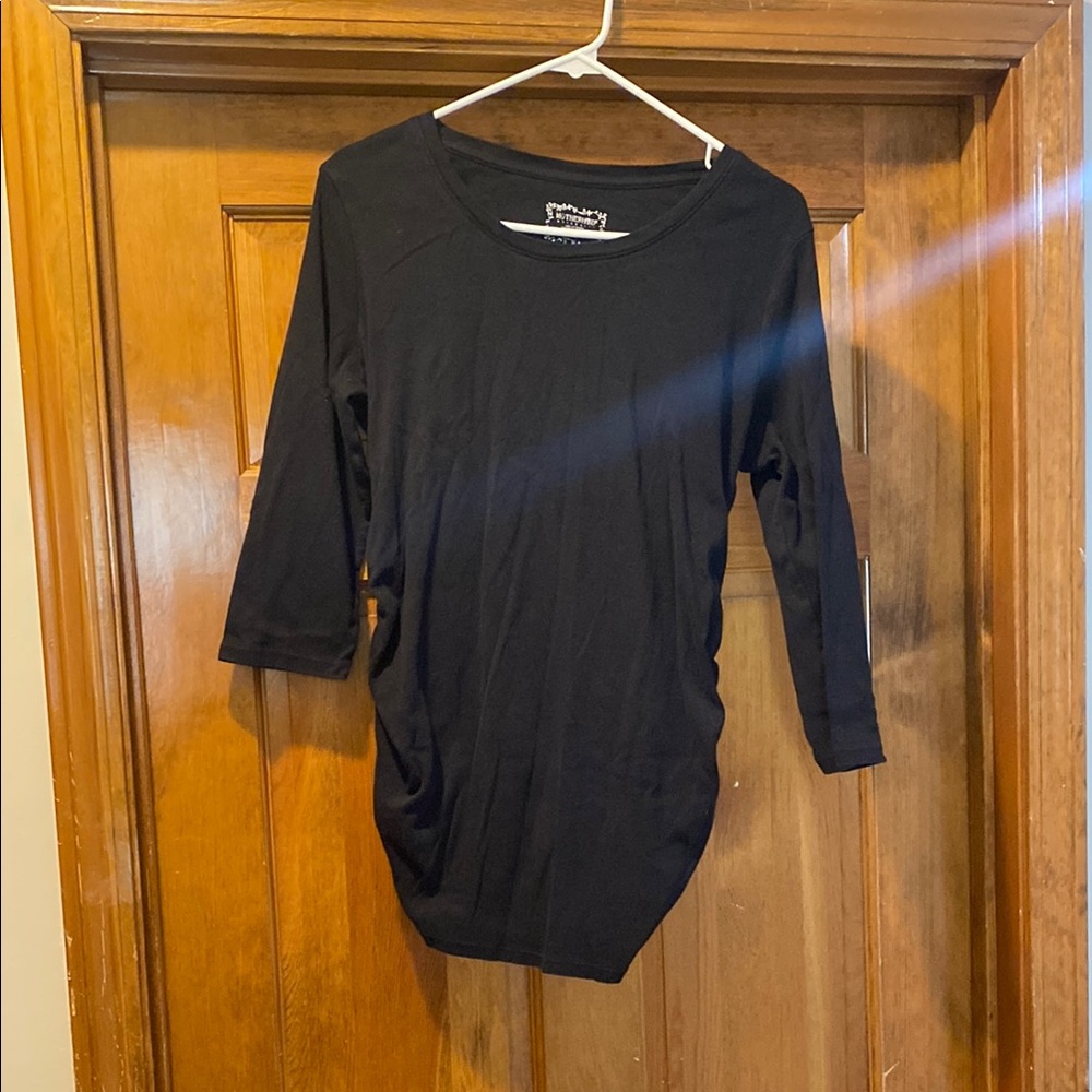 Motherhood Classic 3/4 Black Top